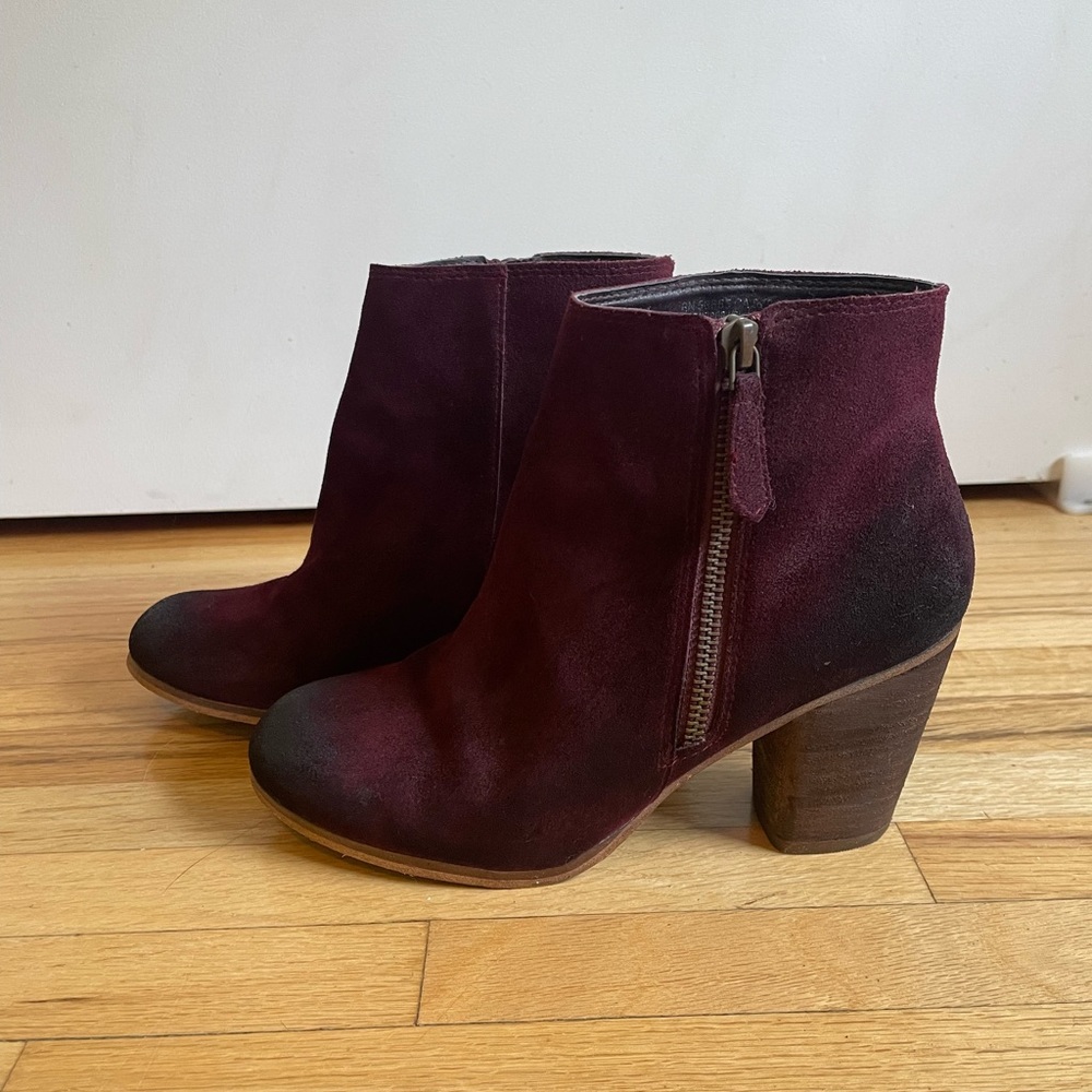 Maroon ombre ankle booties